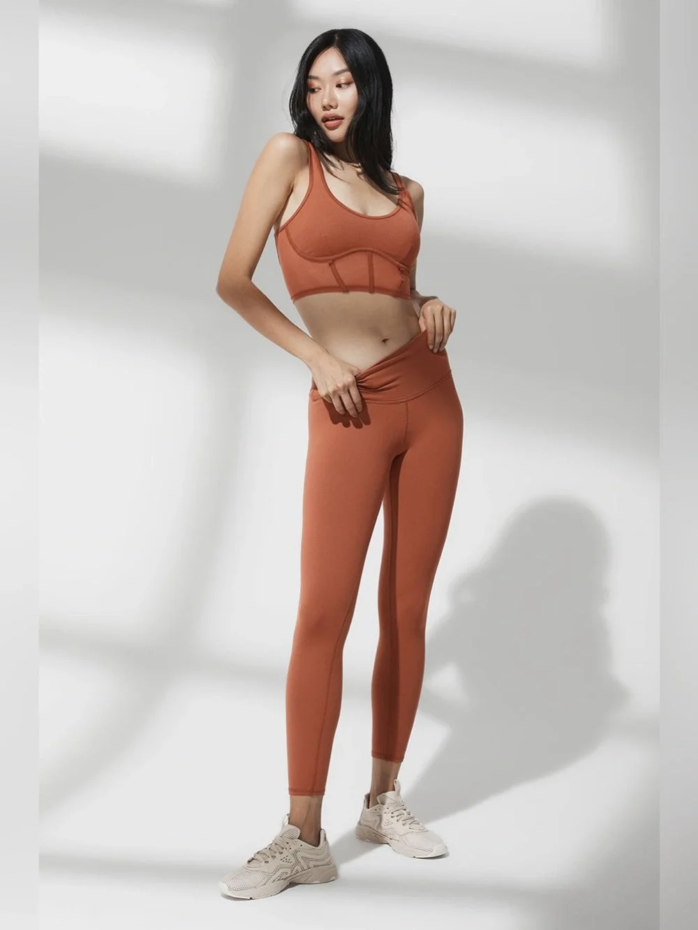 ALO Airbrush Mesh Corset Tank Top Wireless in Rust Sz L Athletic Sporty Comfy